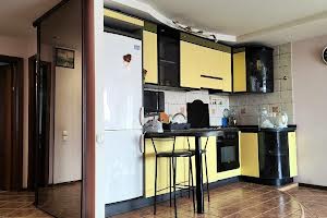квартира за адресою Космонавтів вул., 8