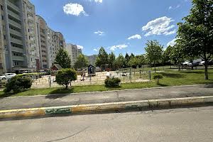 комерційна за адресою смт. Чабани, Юності вул., 3