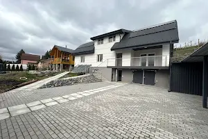 будинок за адресою с. Хотів, Хотівська, 1