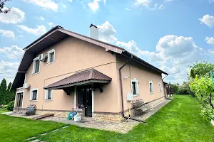 будинок за адресою Київська, 81Б