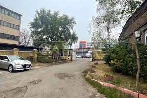 комерційна за адресою Спаська вул., 31-Б