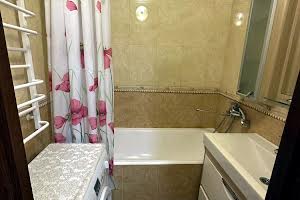 квартира за адресою Ньютона вул., 125