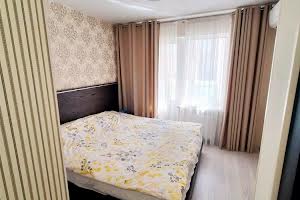 квартира за адресою Бориса Гмирі вул., 12-Б