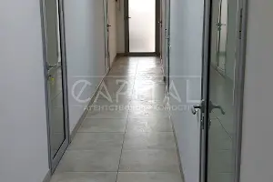 коммерческая по адресу Голосеевская ул., 1
