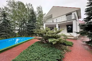 будинок за адресою Дзержинского, 8