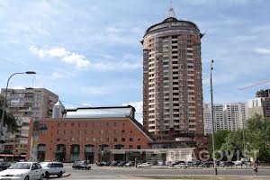 комерційна за адресою Лесі Українки бульв., 30-Б