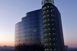 коммерческая по адресу Степана Бандеры просп. (Московський), 9