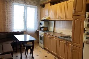 квартира за адресою П'ятницька вул., 92