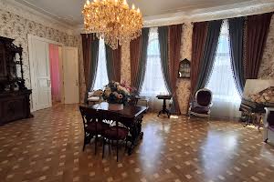 квартира за адресою Софіївська вул., 9