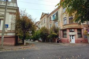 квартира за адресою Сучавська вул., 8