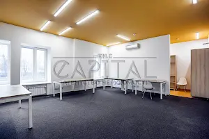 комерційна за адресою Науки просп., 1
