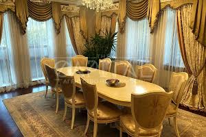 будинок за адресою вул. Лісова