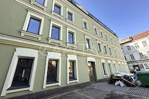 комерційна за адресою Жилянська вул., 14б