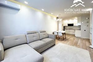 квартира за адресою Воскресенська вул., 18Б