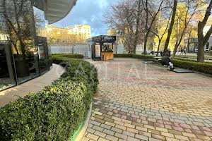 комерційна за адресою Польова вул., 24-Д