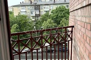 коммерческая по адресу Кловский спуск, 14-Б