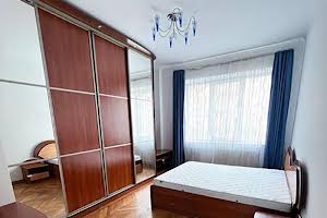 квартира по адресу Романицкого ул., 4