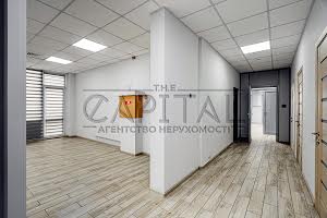 комерційна за адресою Кловський узвіз, 7