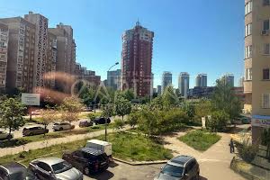 комерційна за адресою Анни Ахматової вул., 46