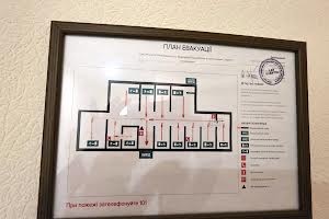коммерческая по адресу Кловский спуск, 4
