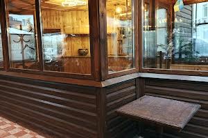 комерційна за адресою Миколи Бажана просп., 14