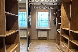 будинок за адресою с. Петропавлівська борщагівка, Затишна вул.