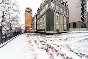 комерційна за адресою Василя Тютюнника вул. (Анрі Барбюса), 28-Б