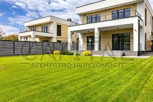 будинок за адресою с. Ходосівка, Квітнева вул.