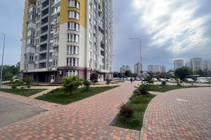 комерційна за адресою Каховська вул., 56