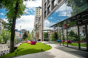 комерційна за адресою Саксаганського вул., 53/80