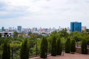 будинок за адресою Привітна вул., 10