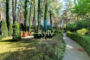будинок за адресою с. Стоянка, Осіння