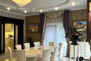 будинок за адресою Валова вул.
