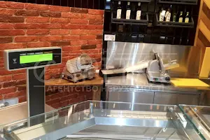 комерційна за адресою Старокиївська вул., 53
