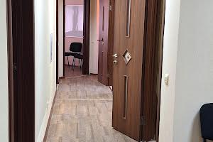 комерційна за адресою Голосіївська вул., 13