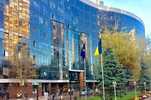 комерційна за адресою Євгена Коновальця вул. (Щорса), 36д