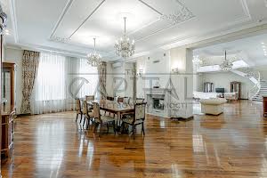 будинок за адресою с. Козин, старокиївська