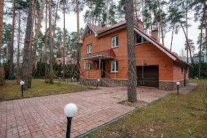 будинок за адресою смт. Козин, Обухівський