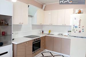 квартира по адресу Олены Пчилки ул., 3-Д