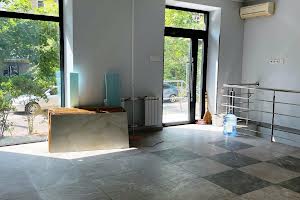 коммерческая по адресу Лондонська ул. (Пітерська), 3