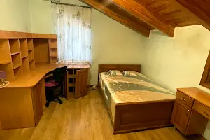 будинок за адресою Івана Франка вул.