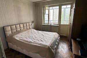 квартира за адресою Івана Величковського вул., 16