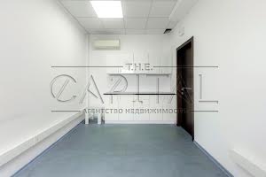 комерційна за адресою Голосіївська вул., 42