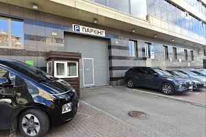 коммерческая по адресу Антоновича ул. (Горького), 172