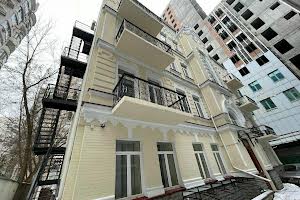 коммерческая по адресу Киев, Дмитриевская ул., 44б