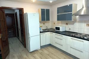 квартира за адресою Драгоманова вул., 12