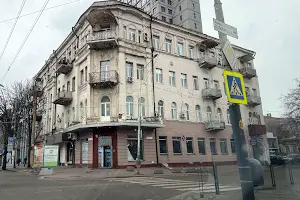 квартира за адресою пр. Яворницкого, 72