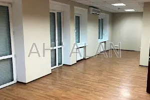 комерційна за адресою Білоруська вул., 5