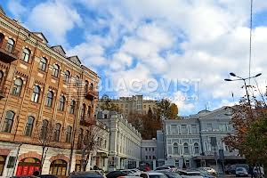 комерційна за адресою Ольгинська вул., 2/1