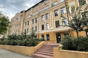 комерційна за адресою Глибочицька вул., 40